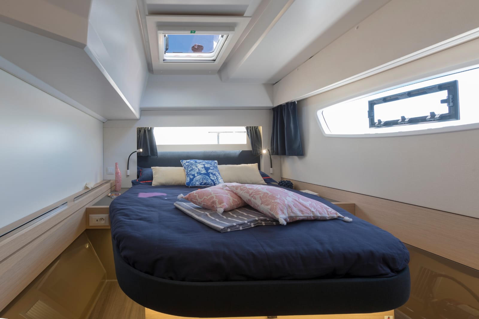Astrea42_catamarano_vela_FountainePajot722